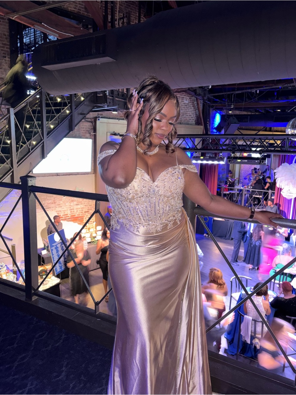 Elegant Gold Satin Off-Shoulder Evening Dress - Picture 2 of 3